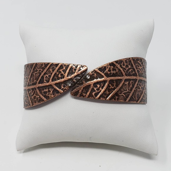 Leaf Textured Copper Tone Clamper Hinge Bracelet - Picture 1 of 6